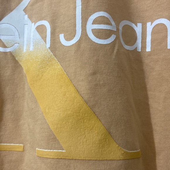 CALVIN KLEIN DIGITAL LOGO PRINT TEE SHIRT NWT - Picture 3 of 4